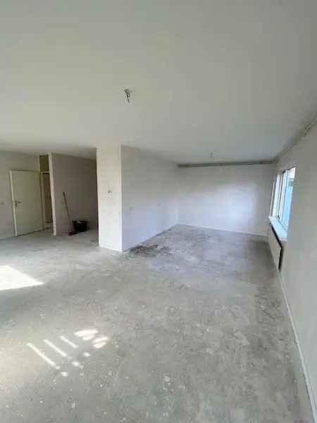 Ruim 3 Kamer Appartement Dukenburg 76m2 2 slaapkamers Balkon
