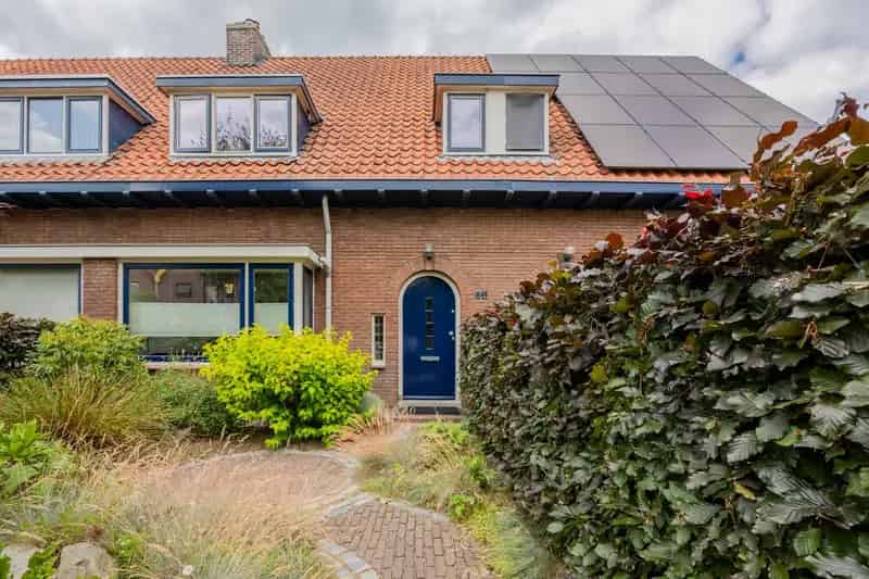 Jaren 30 Familiewoning Nijmegen Diepe Tuin 3 Slaapkamers