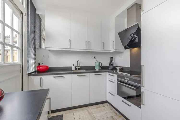 Hoekwoning Sliedrecht 4 slaapkamers garage airco zonnepanelen