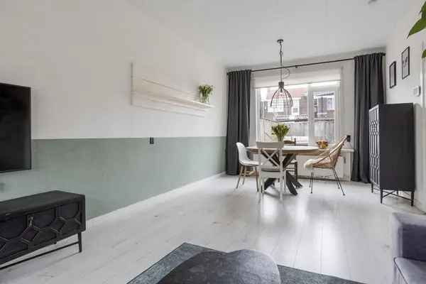 3 Slaapkamer woning Huizum moderne keuken zonnige tuin