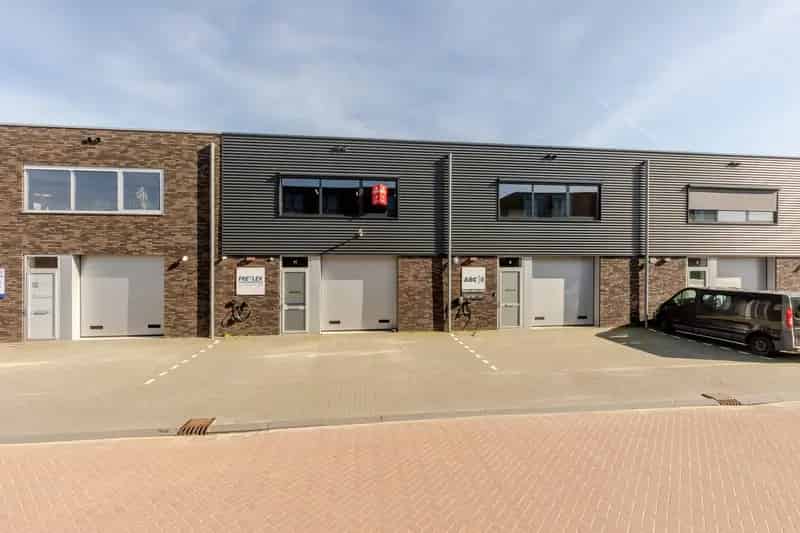 Bedrijfshal te koop Nieuwerkerk aan den IJssel
