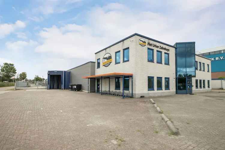 Bedrijfshal Staphorst | Zoek bedrijfshallen te koop: H Zwerusstraat 14 7951 CZ Staphorst [funda in business]