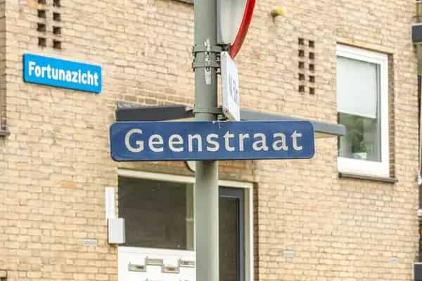 Ruime Hoekwoning Geleen 4 slaapkamers Praktijkruimte Tuin Zonnepanelen