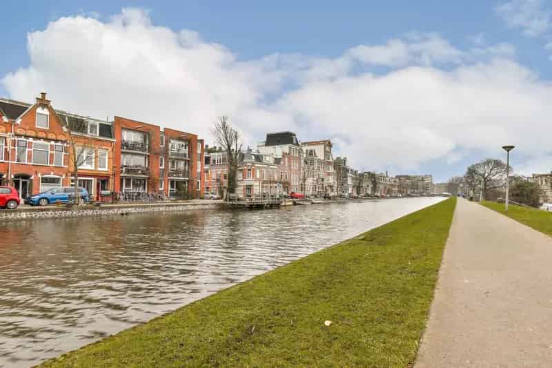 Huis te koop Ringdijk Amsterdam 4 slaapkamers nieuw dak