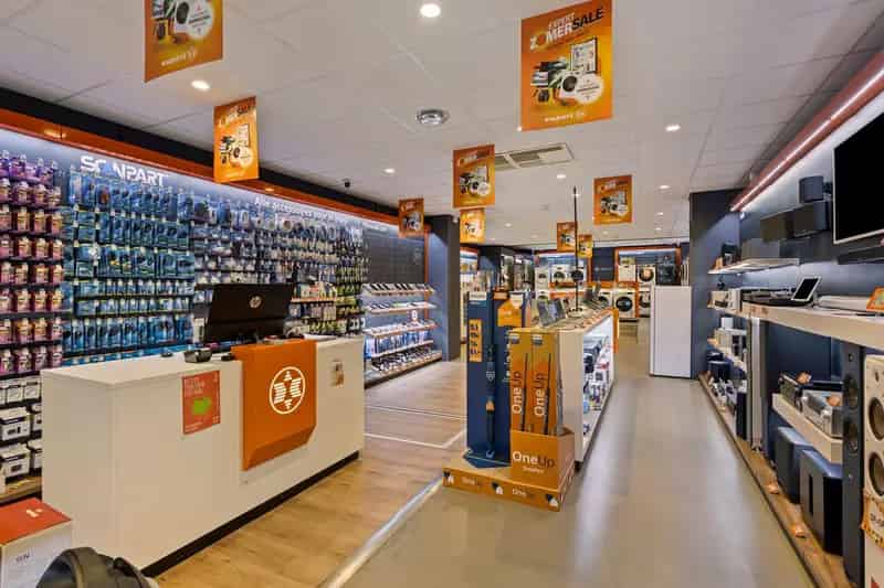 Winkel te huur Bolsward 280m² Centrum