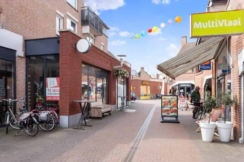 Winkel te huur Apeldoorn De Eglantier 146m2