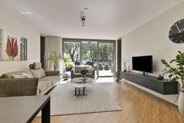 Appartement Te Koop in Rotterdam, Zuid-Holland