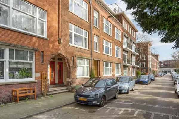 Ruime Maisonnette Rotterdam Tak van Poortvlietstraat