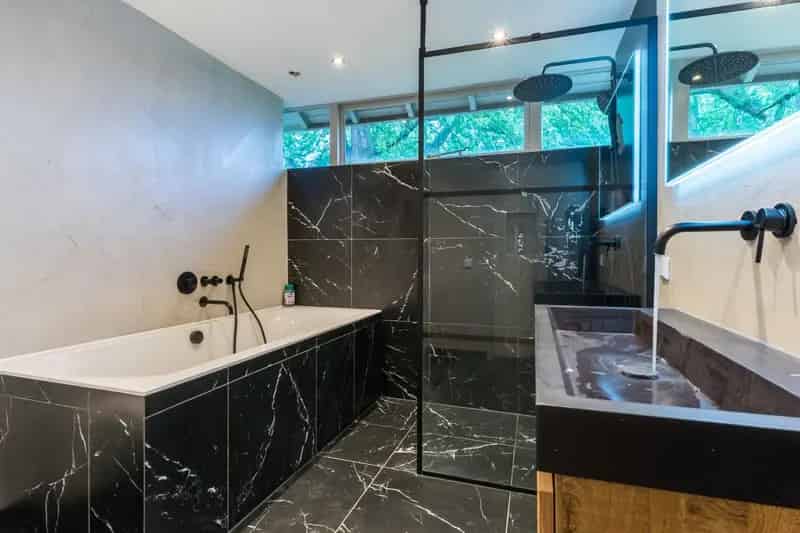 Huis te koop Veghel Maasstraat 4 slaapkamers moderne keuken