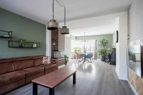 Jaren 30 Villa Tegelen Ruime Tuin Garage Bergruimte