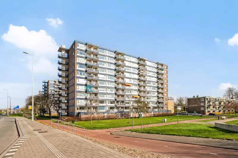 3 Kamer Appartement Rotterdam Zomerland 70m2 Balkon Lift