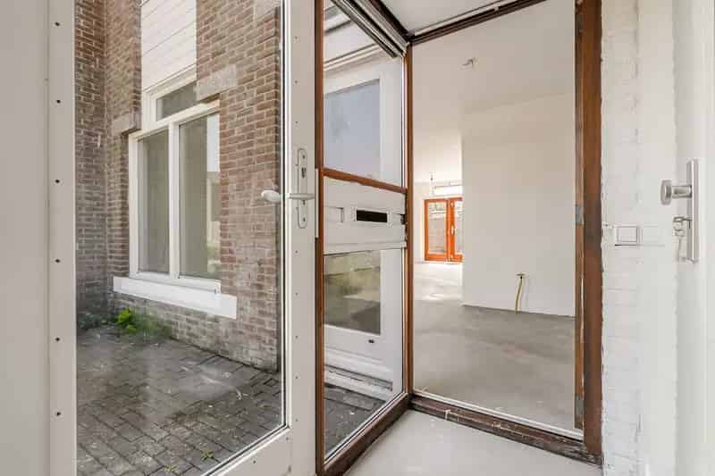 Huis te koop Almere Haven 3 slaapkamers 9 zonnepanelen Energielabel A