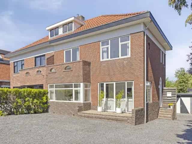 Moderne Tweekapper te koop in Hulst