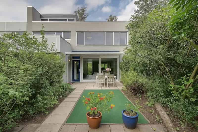 Huis te koop Delft: Ruime 4 Slaapkamers, Dakterras & Tuin