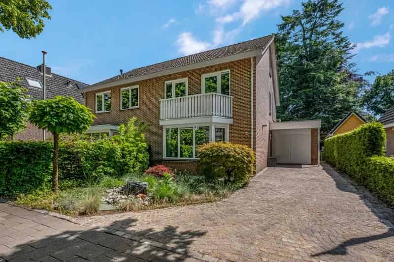 Huis te koop Otterlo: Ruime woning met vele mogelijkheden