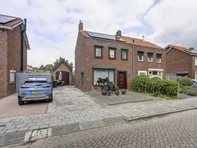 Hoekwoning Nieuwerkerk 101m2 -  Starters & Gelijkvloers Wonen