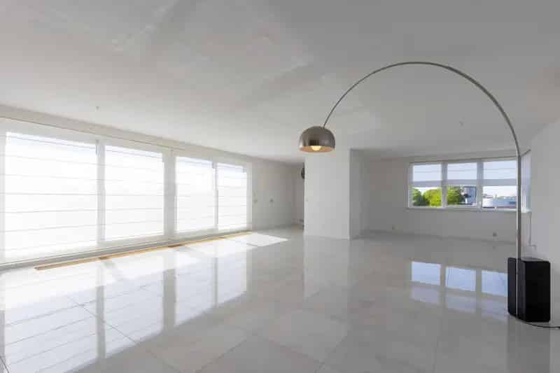 RIANT PENTHOUSE 196M2 SITTARD 3 BALKONS 2 PARKEERPLAATSEN