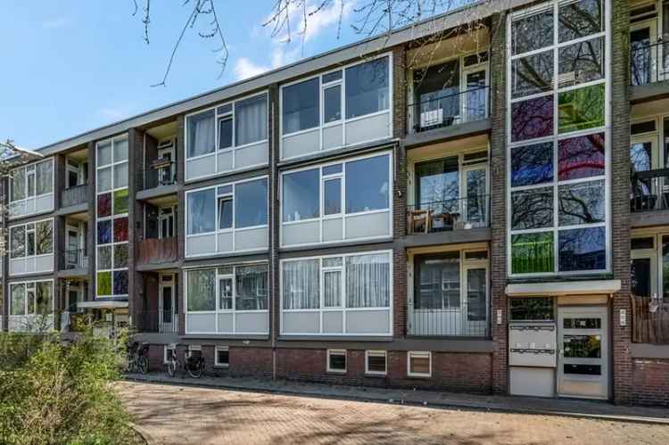 Gerenoveerd 3-kamerappartement Ede