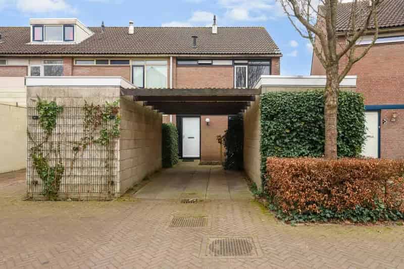 Huis te koop Elst 4 slaapkamers grote tuin zonnepanelen