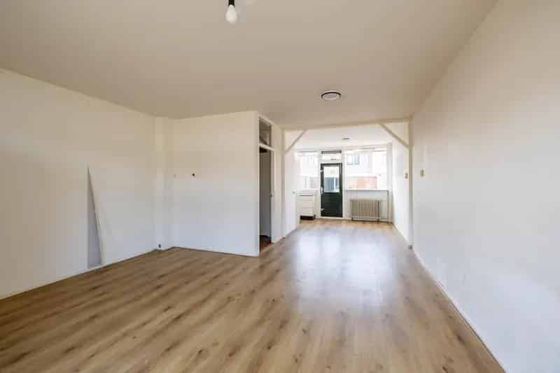 Ruime 4 Slaapkamer Tussenwoning Hoogezand