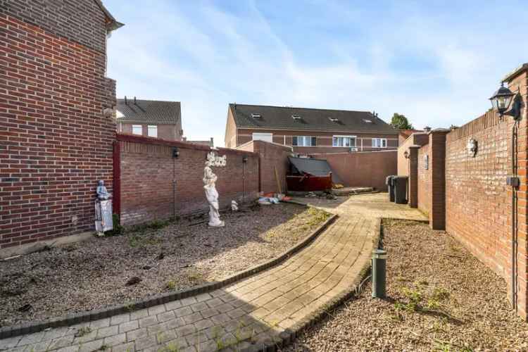 Hoekwoning Geleen 3 slaapkamers garage tuin