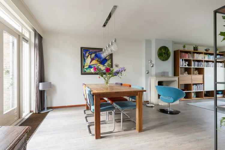 Ruime 5 Slaapkamer Huis te Koop in De Bilt Nabij Bos en Winkels