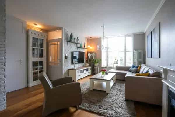 Goed onderhouden woning met tuinkamer te Maria Gewanden