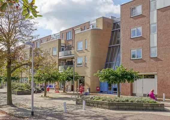 3 Kamer Appartement Boven Winkelcentrum