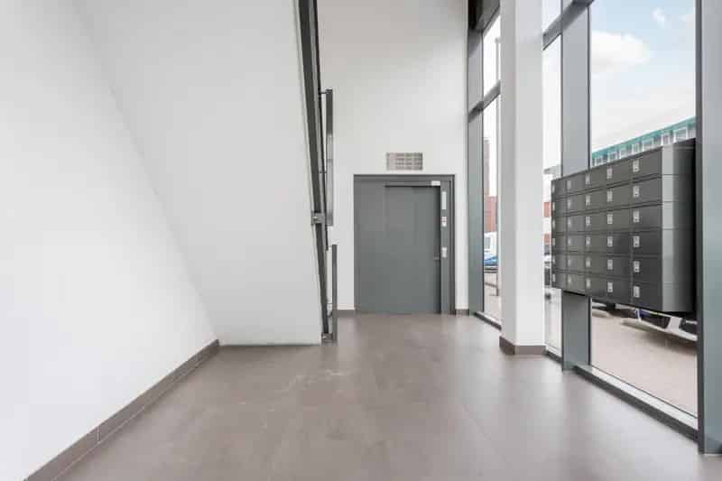 2 Kamer Appartement Amsterdam 51m2  Beschikbaar per 1 Augustus 2025