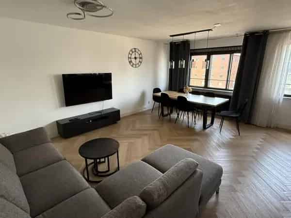 Luxe 3-kamer Appartement Zuidplein Rotterdam Te Huur