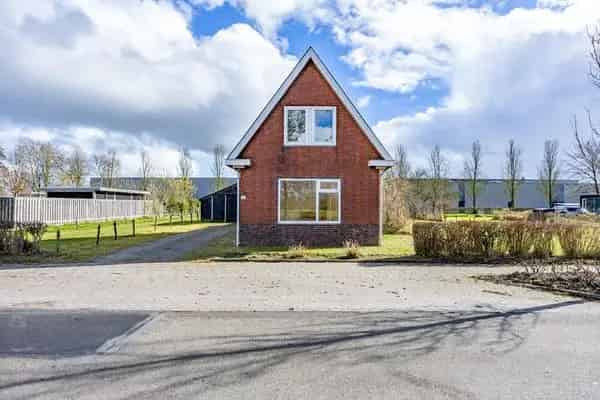 Vrijstaande woning Grootegast 68m2 1375m2 grond