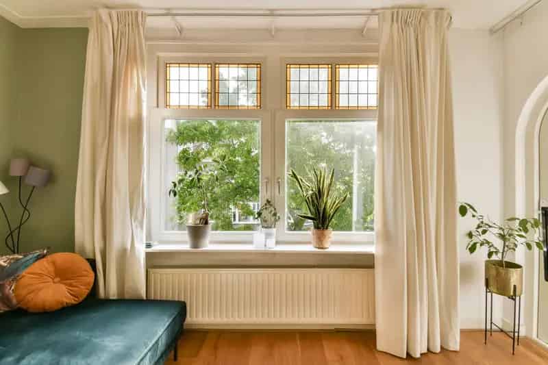 Amsterdam Bos en Lommer: Lichtrijk Hoekappartement met 2 Balkons