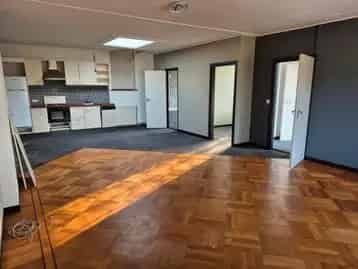 Bedrijfsruimte Atelier 75m2 Kaatsheuvel Optionele Hal