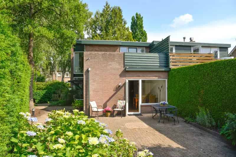 Huis te koop Baarn Componistenwijk: Lichtrijke gezinswoning