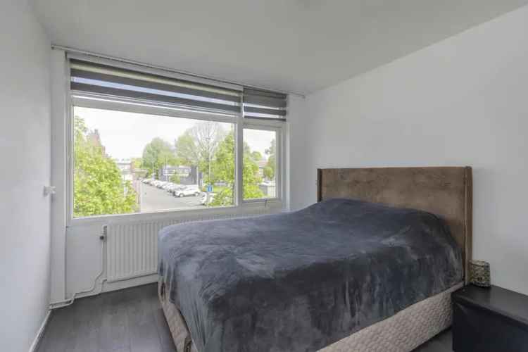 4 Slaapkamers Ruime gezinswoning Gerenoveerd 9 Zonnepanelen