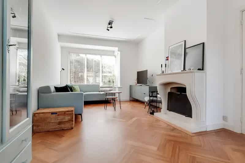Huis te koop Hilversum: Ruime 4 slaapkamer 30er jaren woning