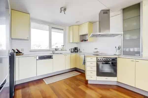 Ruim appartement Steenbergen nabij centrum 2 slaapkamers balkon