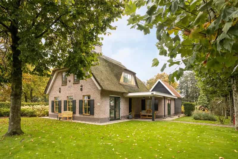 Vrijstaande Villa te Koop Uddel 5775m2 Grond Atelier