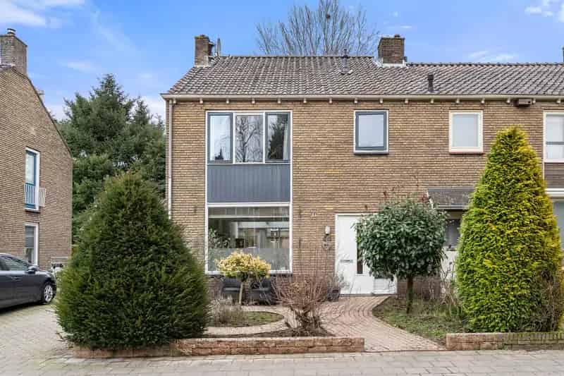 Ruime 5 Slaapkamer Huis te Koop Bennekom Nabij Bos en Centrum