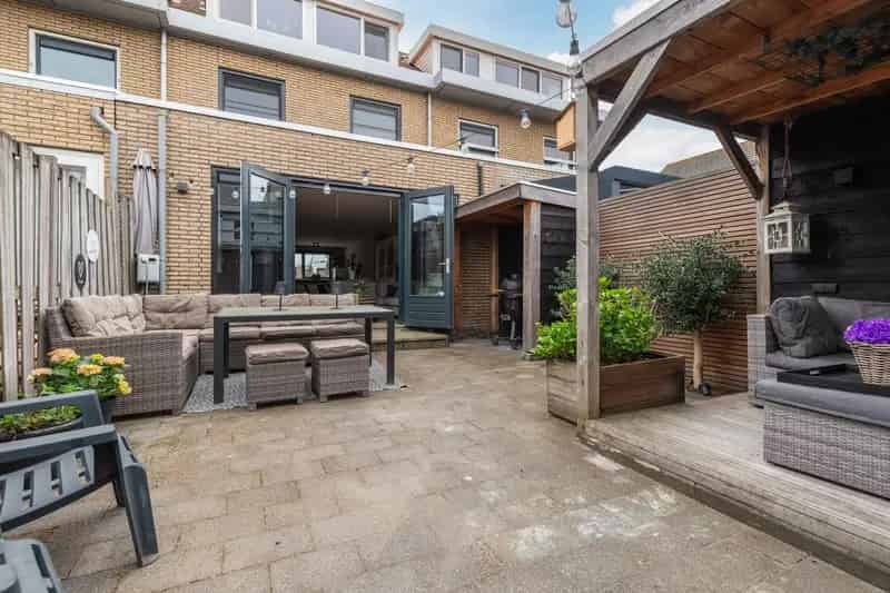 Ruime 5 Slaapkamers Eengezinswoning Assendelft