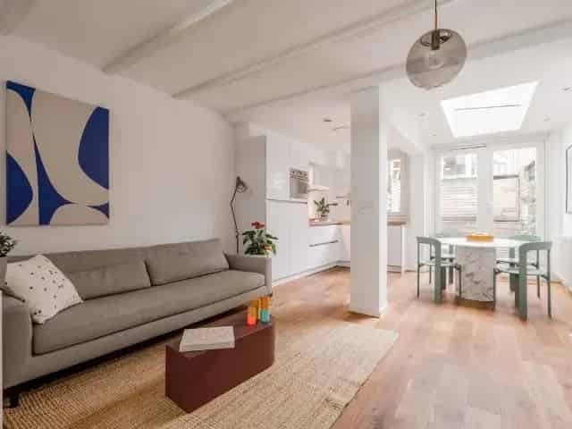 Gerenoveerd Benedenhuis Amsterdam West 55m2 Tuin
