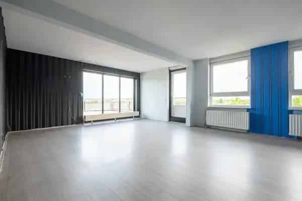 Ruim Penthouse Gorinchem 117m2 Zonnig Terras 2 slaapkamers