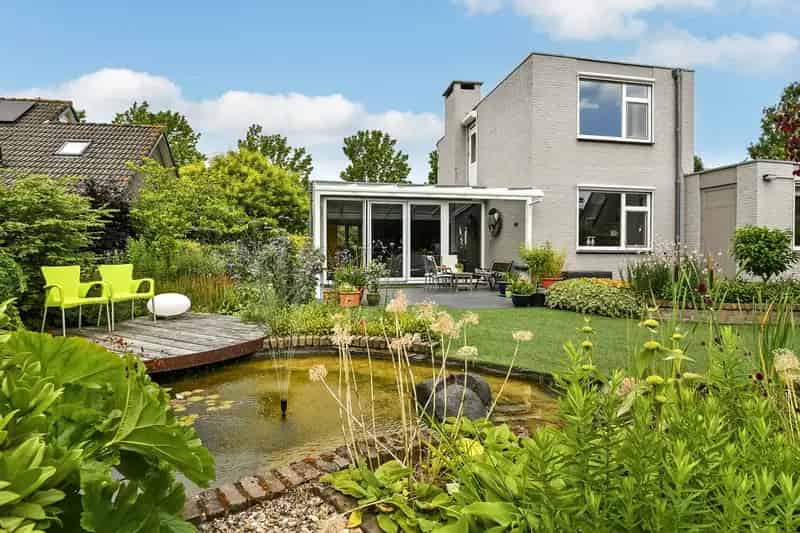 Semi-bungalow Elst 195m2 Tuin  Hybride Warmtepomp Zonnepanelen