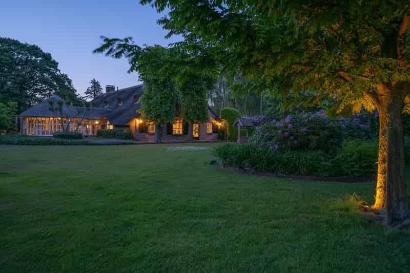 Langgevelboerderij Uden Ruime woning Paardenstallen