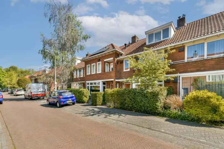 Jaren 30 woning Amstelveen: Luxe 4 slaapkamers, zonnige tuin