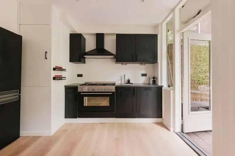 Appartement Amsterdam Zeeheldenbuurt 39m2 Tuin