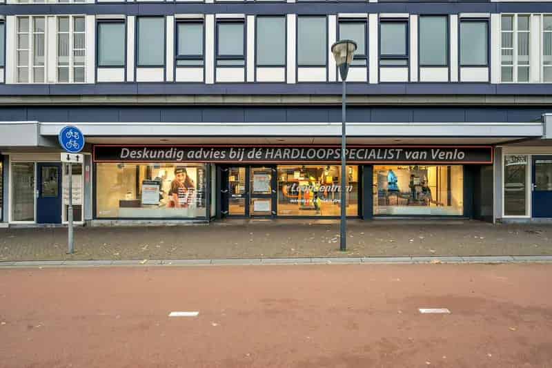 Kantoor Winkelruimte Koninginnesingel Venlo 300m2