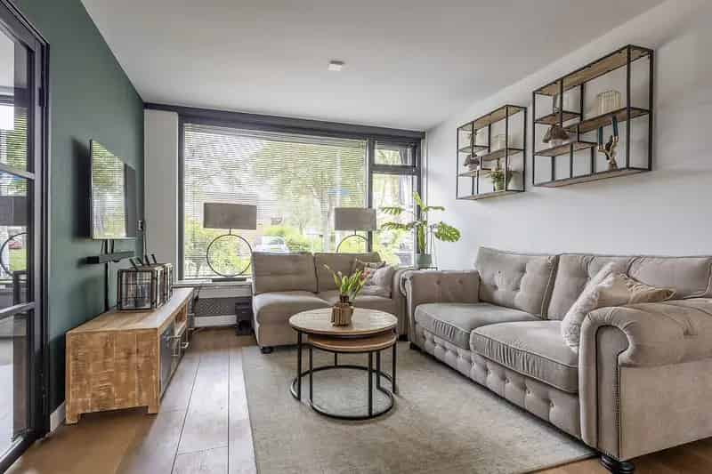 5 Slaapkamers Huis te Koop Heemskerk