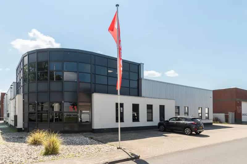 Kantoorruimte te huur Almelo 280m² - inclusief opslag