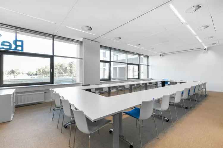 Kantoorruimte Schiphol 15 Personen Flexibel Regus The Base